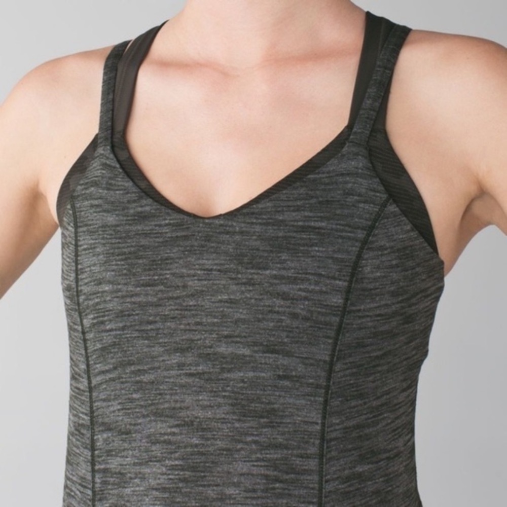 LULULEMON Run For Gold Tank